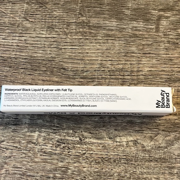 My Beauty Brand Waterproof Black Liquid Eyeliner - Picture 2 of 6